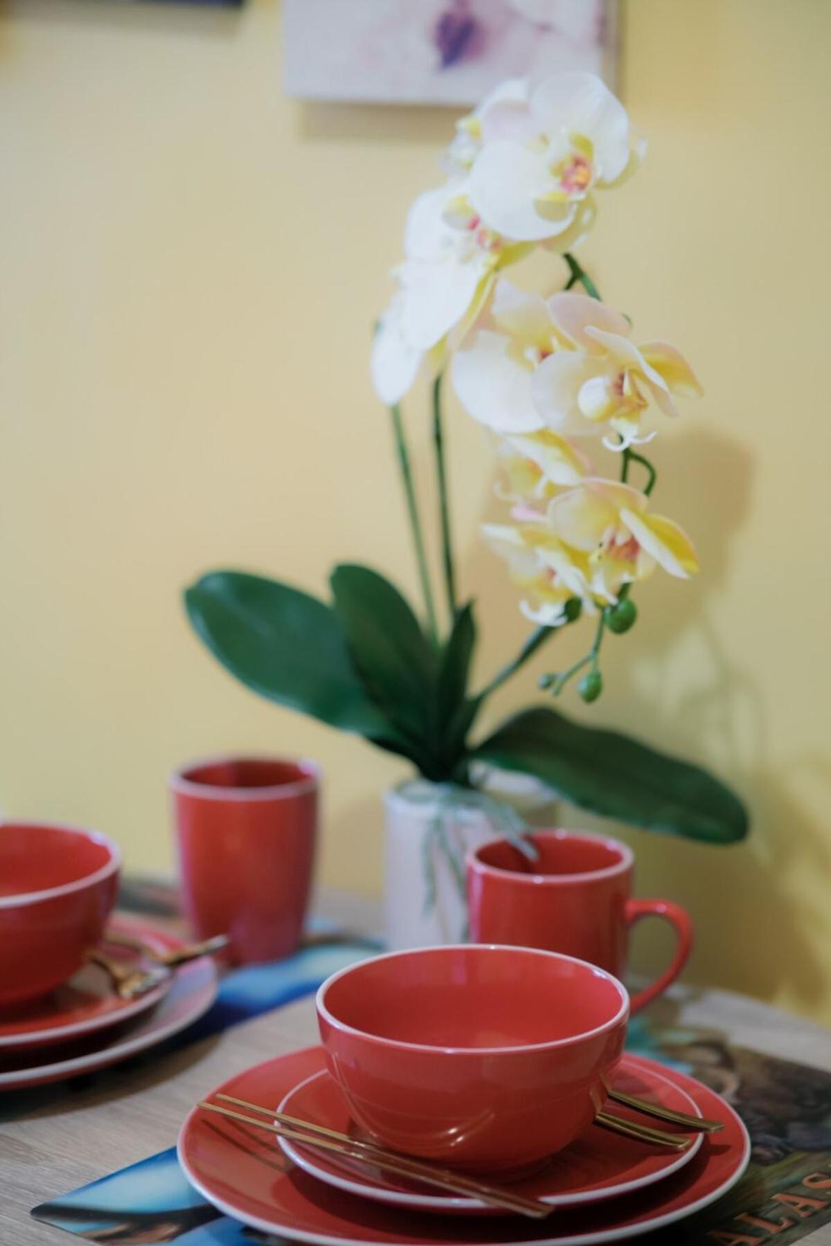 Apartment Newly Staycation In Mplace Residences For 3 Pax *